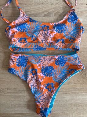 Moana Bikini two piece tropical print bikini Sz L NWOT